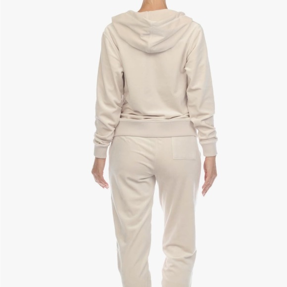white mark Women's 2-Piece Velour Tracksuit Jogger Outfit Activewear Set - Picture 4 of 6